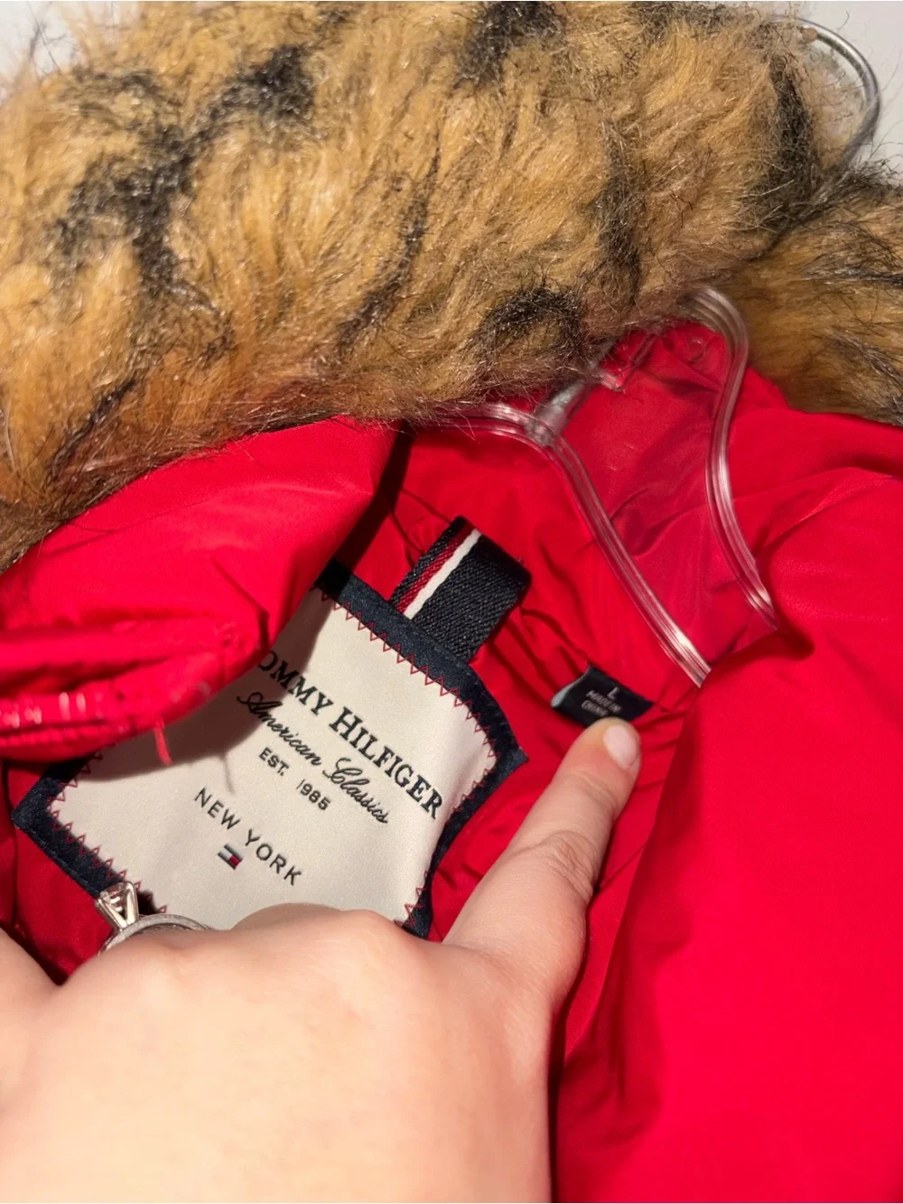 Tommy Hilfiger Red Quilted Puffer Jacket Faux Fur Trim Hooded Full Zip & Snaps L